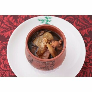 佛跳牆（山海珍味スープ）