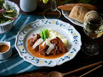 200001 シェフこだわりのレシピを再現「国産牛ほほ肉のマルサラワイン煮込み」（1名様向け）【Primi Baci】