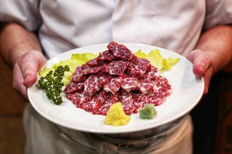 特選　熊本馬刺し トロ　（200gブロック）