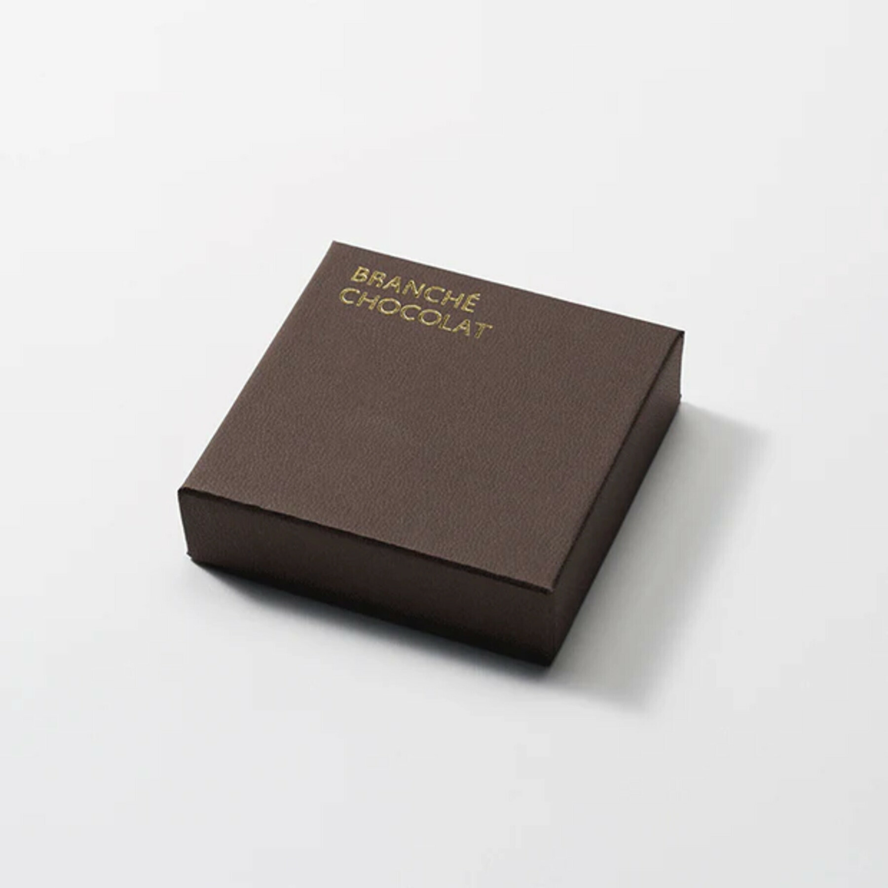 こちらの商品は化粧箱に入れてお届けいたします。