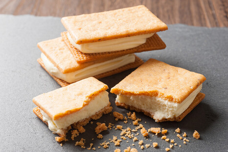 まつ山特製 バターサンド