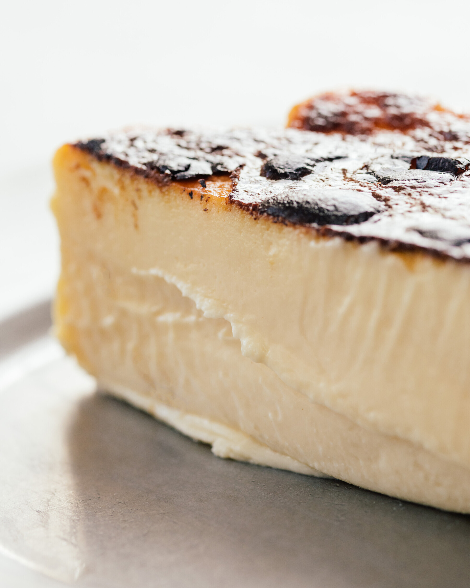 BLANCA BASQUE CHEESECAKE