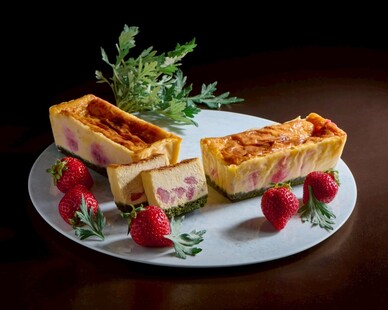 【期間限定】フロマージュ・ミ・キュイ ～あまおう＆蓬～