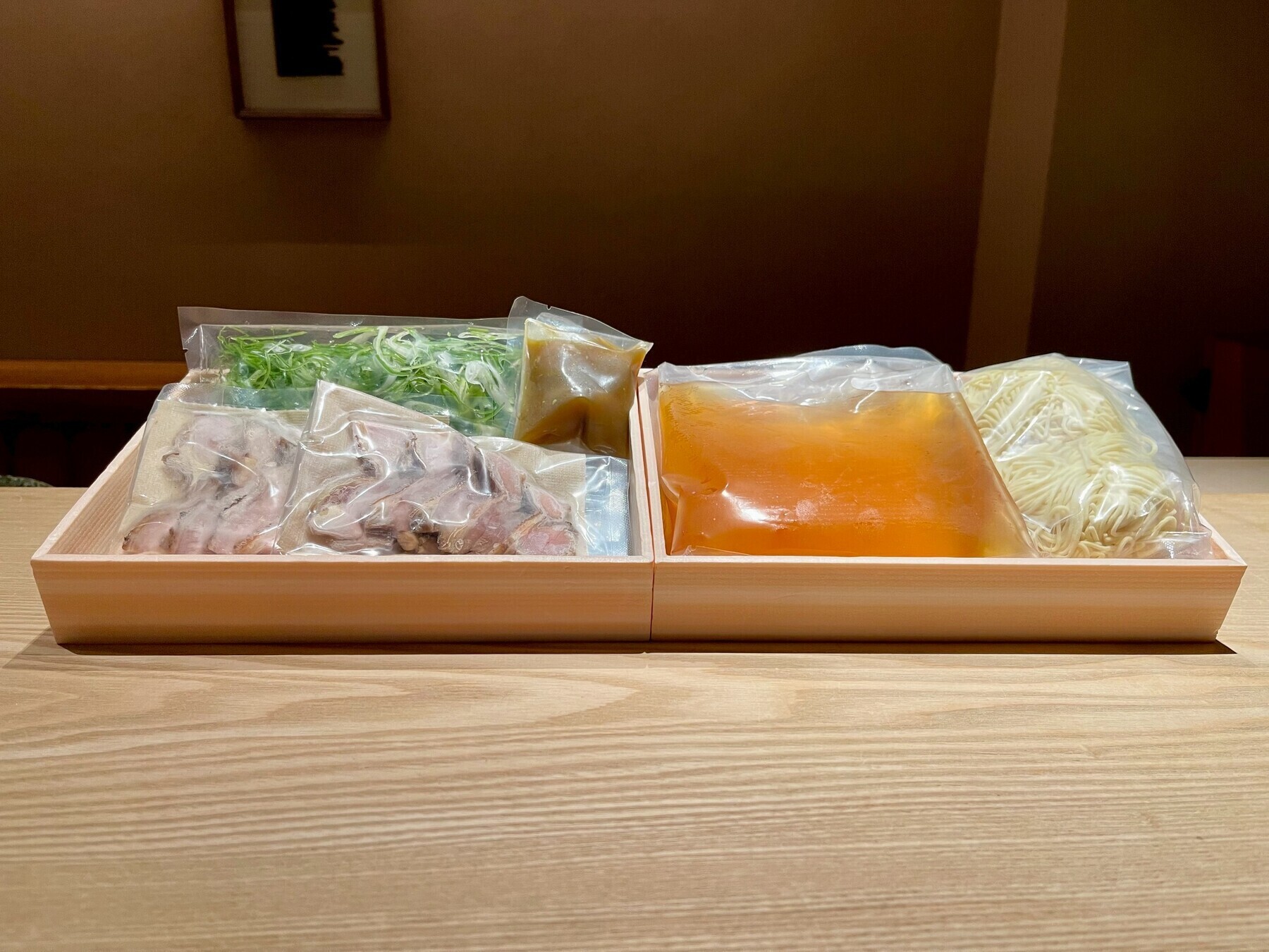 ※画像は「九条ネギ醤油ラーメンセット」となり、「鶏白湯ラーメンセット」ではスープのみ変更になります。