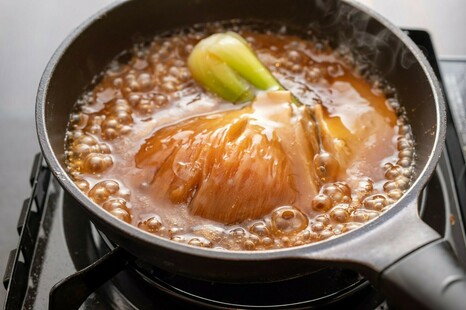 ふかひれ(紅焼味:2枚入りセット桐箱入り)